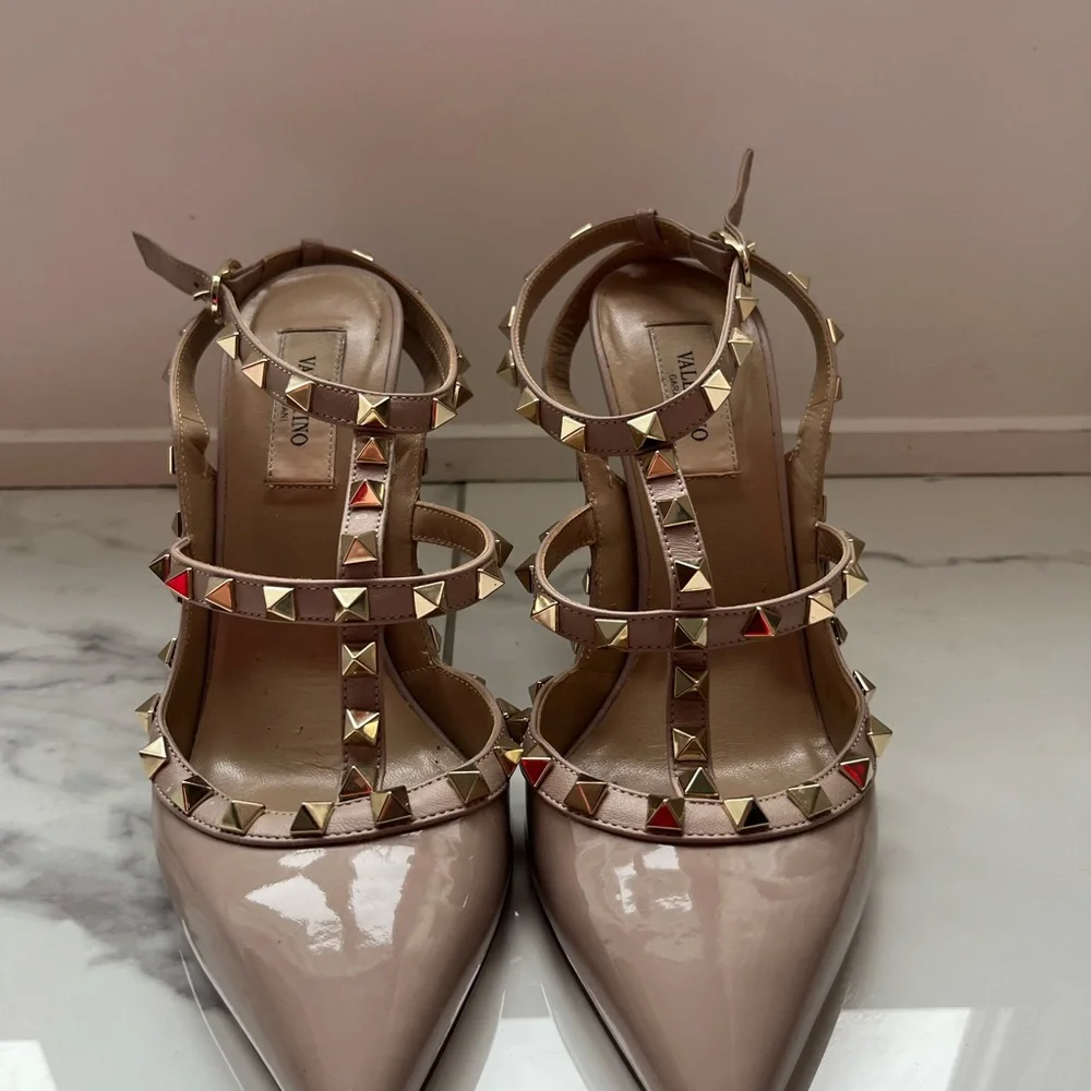 Valentino Rockstud heels - Picture 2 of 3